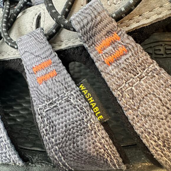 KEEN Newport H2 Water Hiking Trail Sandals Men's 6 Womens 7.5 Waterproof Gray - Picture 3 of 12